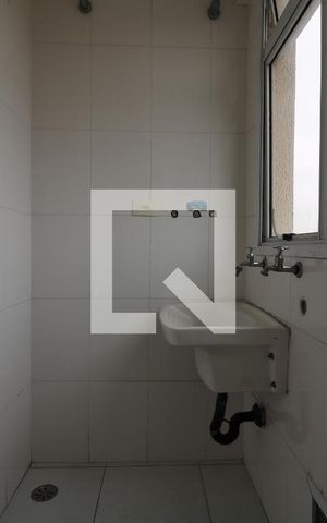 Apartamento para alugar com 70m², 2 quartos e 1 vagaÁrea de Serviço