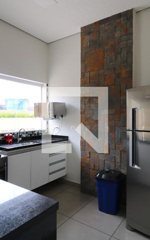 Apartamento para alugar com 70m², 2 quartos e 1 vagaÁrea Comum - Salão de Festa