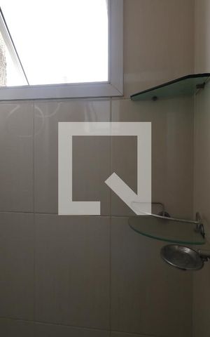 Apartamento para alugar com 70m², 2 quartos e 1 vagaBanheiro da Suíte - Box