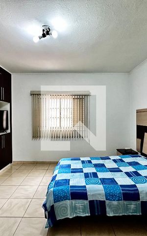 Casa à venda com 105m², 2 quartos e 2 vagas Casa à venda com 105m², 2 quartos e 2 vagasQuarto 1