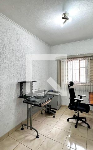 Casa à venda com 105m², 2 quartos e 2 vagas Casa à venda com 105m², 2 quartos e 2 vagasQuarto 2