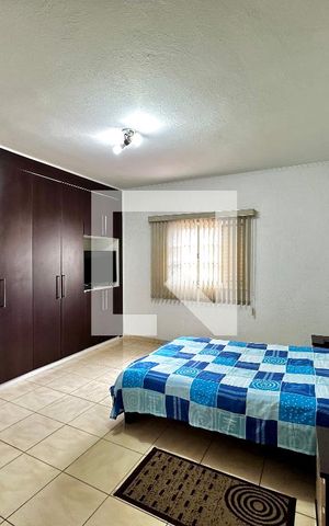 Casa à venda com 105m², 2 quartos e 2 vagas Casa à venda com 105m², 2 quartos e 2 vagasQuarto 1
