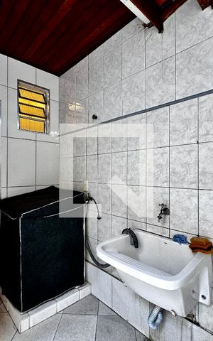 Casa à venda com 105m², 2 quartos e 2 vagas Casa à venda com 105m², 2 quartos e 2 vagasÁrea de Serviço