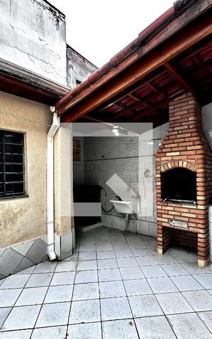 Casa à venda com 105m², 2 quartos e 2 vagas Casa à venda com 105m², 2 quartos e 2 vagasQuintal