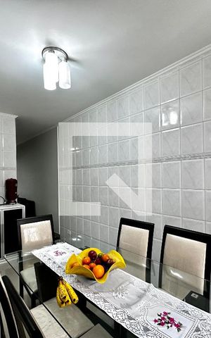 Casa à venda com 105m², 2 quartos e 2 vagas Casa à venda com 105m², 2 quartos e 2 vagasCopa