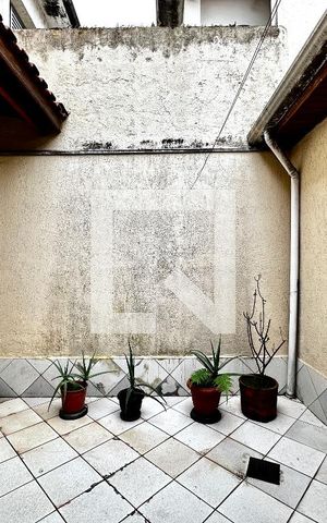 Casa à venda com 105m², 2 quartos e 2 vagas Casa à venda com 105m², 2 quartos e 2 vagasQuintal