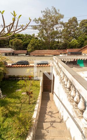 Casa para alugar com 172m², 4 quartos e 2 vagasÁrea externa