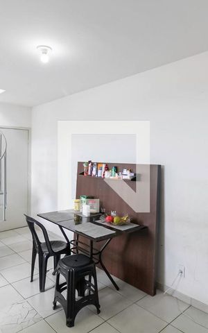Apartamento à venda com 90m², 2 quartos e 1 vaga Apartamento à venda com 90m², 2 quartos e 1 vagaSala