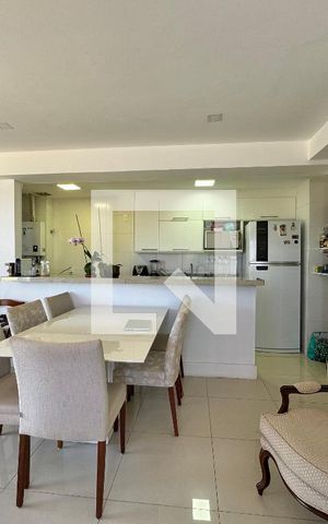 Apartamento à venda com 161m², 3 quartos e 2 vagas Apartamento à venda com 161m², 3 quartos e 2 vagasSala