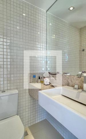 Apartamento à venda com 161m², 3 quartos e 2 vagas Apartamento à venda com 161m², 3 quartos e 2 vagasSuíte 2 - Banheiro