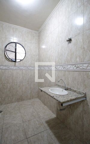 Casa para alugar com 360m², 3 quartos e 5 vagasBanheiro Social