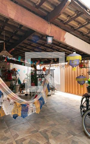 Casa à venda com 185m², 2 quartos e 4 vagas Casa à venda com 185m², 2 quartos e 4 vagasÁrea Externa