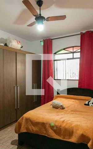Casa à venda com 185m², 2 quartos e 4 vagas Casa à venda com 185m², 2 quartos e 4 vagasQuarto 2