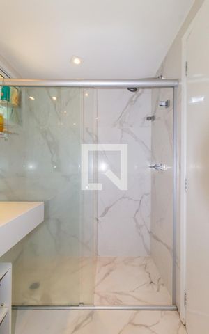 Apartamento à venda com 178m², 3 quartos e 3 vagasBanheiro da Suíte 1
