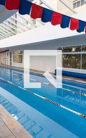 Apartamento à venda com 178m², 3 quartos e 3 vagasÁrea comum - Piscina
