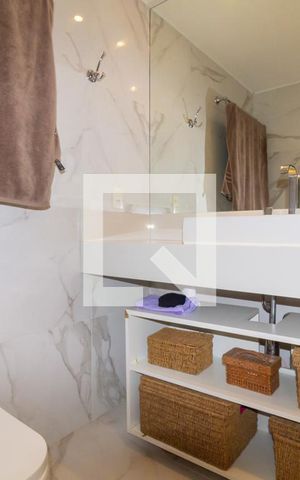 Apartamento à venda com 178m², 3 quartos e 3 vagasBanheiro da Suíte 1