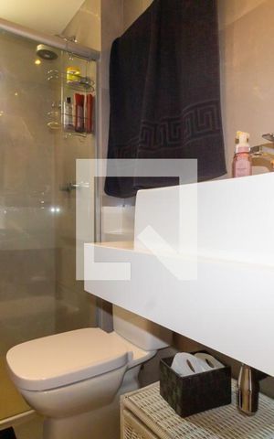 Apartamento à venda com 178m², 3 quartos e 3 vagasBanheiro da Suíte 2