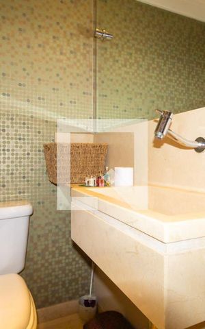 Apartamento à venda com 178m², 3 quartos e 3 vagasLavabo 