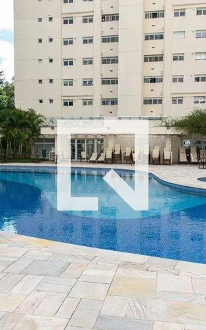 Apartamento à venda com 178m², 3 quartos e 3 vagasÁrea comum - Piscina