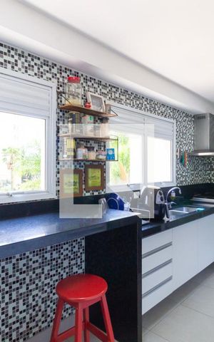 Apartamento à venda com 178m², 3 quartos e 3 vagasCozinha 
