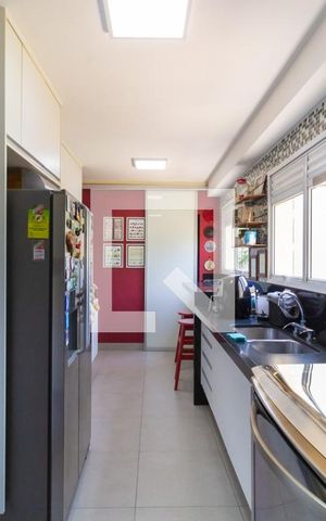 Apartamento à venda com 178m², 3 quartos e 3 vagasCozinha 