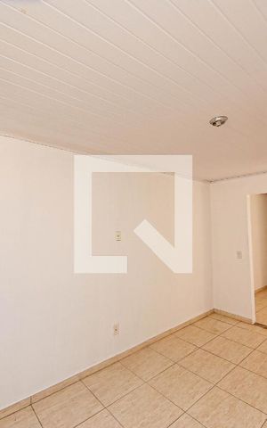 Casa para alugar com 60m², 2 quartos e sem vaga Casa para alugar com 60m², 2 quartos e sem vagaCozinha