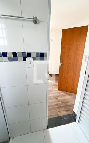 Studio para alugar com 35m², 1 quarto e sem vaga Studio para alugar com 35m², 1 quarto e sem vagaBanheiro
