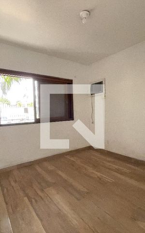 Casa à venda com 160m², 3 quartos e 1 vaga Casa à venda com 160m², 3 quartos e 1 vagaQuarto