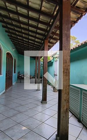 Casa de condomínio à venda com 250m², 5 quartos e 2 vagas Casa de condomínio à venda com 250m², 5 quartos e 2 vagasVaranda