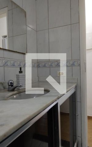 Casa de condomínio à venda com 250m², 5 quartos e 2 vagas Casa de condomínio à venda com 250m², 5 quartos e 2 vagasBanheiro 1