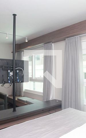 Studio à venda com 32m², 1 quarto e 1 vagaStudio - Sala / Quarto