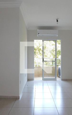 Apartamento para alugar com 78m², 3 quartos e 2 vagasSala