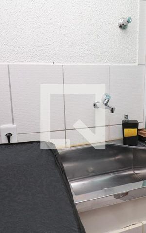 Casa à venda com 80m², 2 quartos e 2 vagasÁrea de Serviço