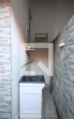 Casa de condomínio à venda com 80m², 2 quartos e 2 vagasÁrea de Serviço