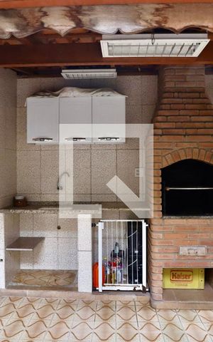 Casa à venda com 110m², 3 quartos e 3 vagas Casa à venda com 110m², 3 quartos e 3 vagasChurrasqueira