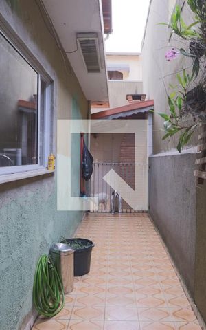 Casa à venda com 110m², 3 quartos e 3 vagas Casa à venda com 110m², 3 quartos e 3 vagasQuintal