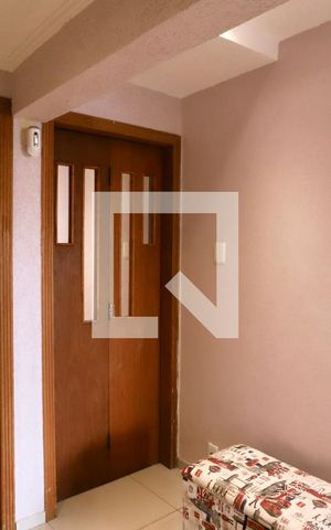 Casa à venda com 110m², 3 quartos e 3 vagas Casa à venda com 110m², 3 quartos e 3 vagasHall