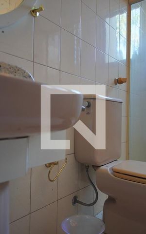Casa à venda com 520m², 4 quartos e 5 vagasBanheiro da Suíte 1