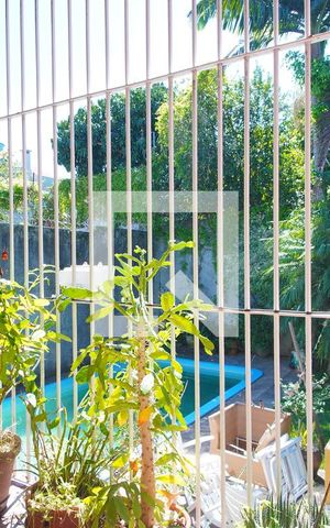 Casa à venda com 520m², 4 quartos e 5 vagasVaranda - Vista
