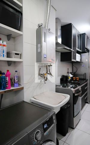 Apartamento para alugar com 69m², 2 quartos e 1 vagaÁrea de serviço