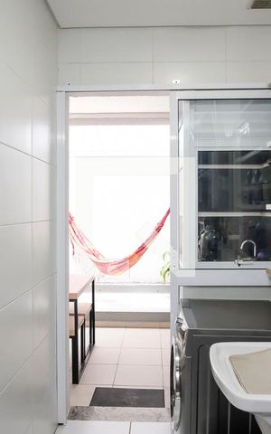 Apartamento para alugar com 69m², 2 quartos e 1 vagaÁrea de serviço