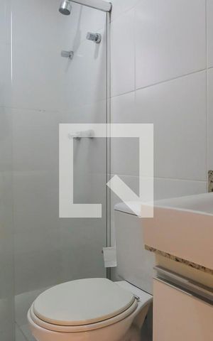Apartamento para alugar com 69m², 2 quartos e 1 vagaBanheiro da suíte