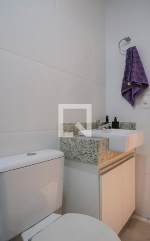 Apartamento para alugar com 69m², 2 quartos e 1 vagaBanheiro da suíte