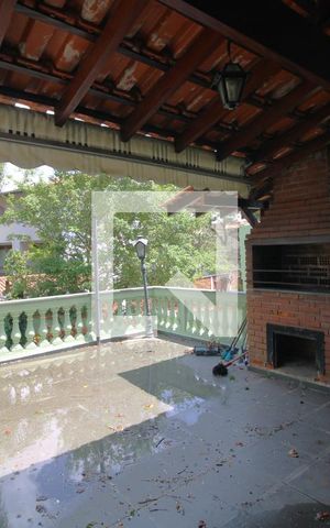 Casa à venda com 309m², 3 quartos e 5 vagasChurrasqueira