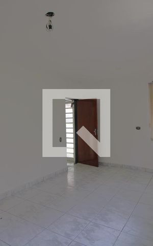 Casa à venda com 309m², 3 quartos e 5 vagasSala 2