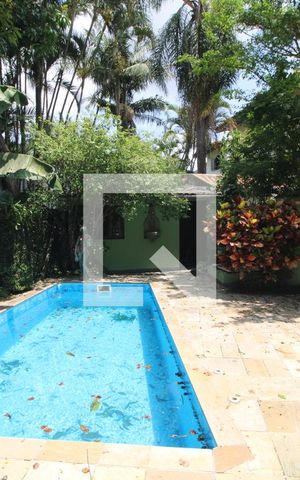 Casa à venda com 309m², 3 quartos e 5 vagasPiscina