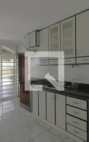 Casa à venda com 309m², 3 quartos e 5 vagasCozinha