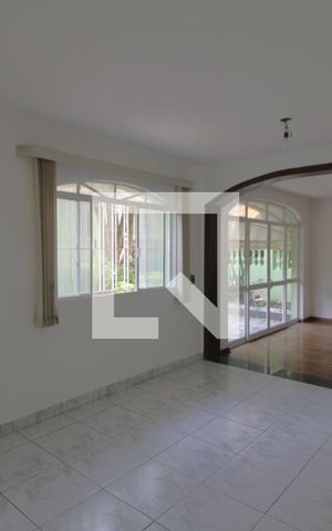 Casa à venda com 309m², 3 quartos e 5 vagasSala 2