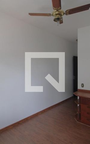 Casa à venda com 309m², 3 quartos e 5 vagasQuarto 2