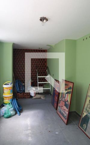 Casa à venda com 309m², 3 quartos e 5 vagasQuarto 1 de serviço